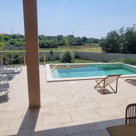 Villa Mira Пула Екстериор снимка